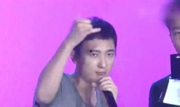 娱乐圈爆料的有哪些人物,揭秘那些被曝光的明星幕后故事